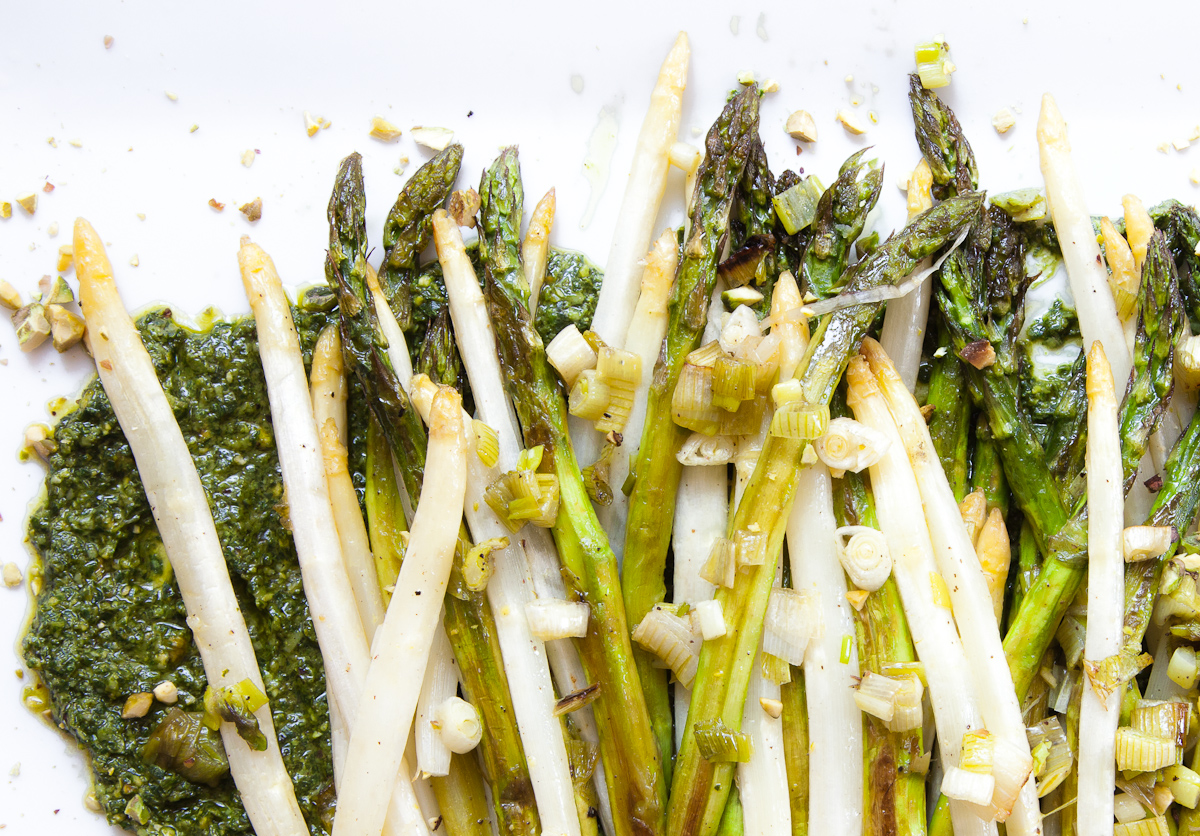 Roasted Asparagus with Pistachio-Basil Pesto-6614