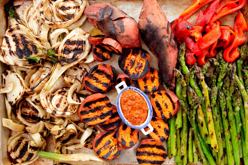 A patio of one’s own – Grilled Spring Onions with Romesco | The Garum ...