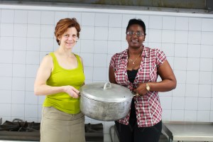 Jody and HUM kitchen staff-2