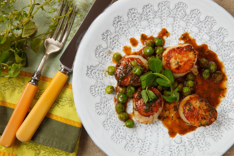 Scallops, peas and chervil-0054
