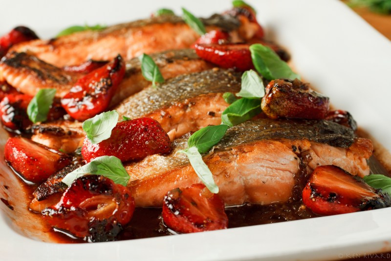 Salmon with Strawberries-6808