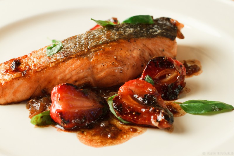 Salmon with Strawberries-6824